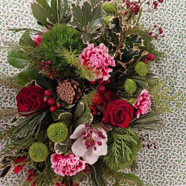 Long and Low Traditional Centerpiece