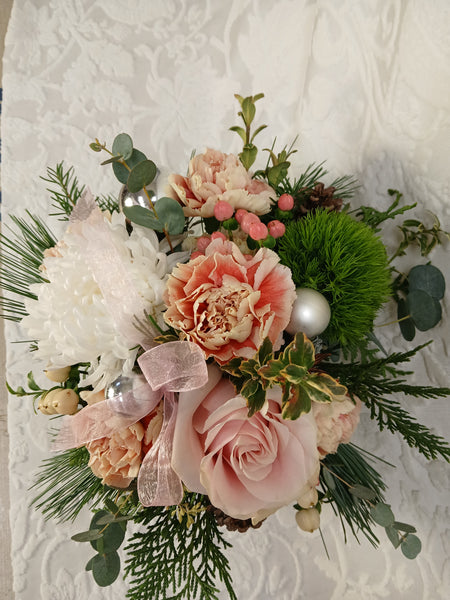 Pinkmas, Pink Christmas Florals