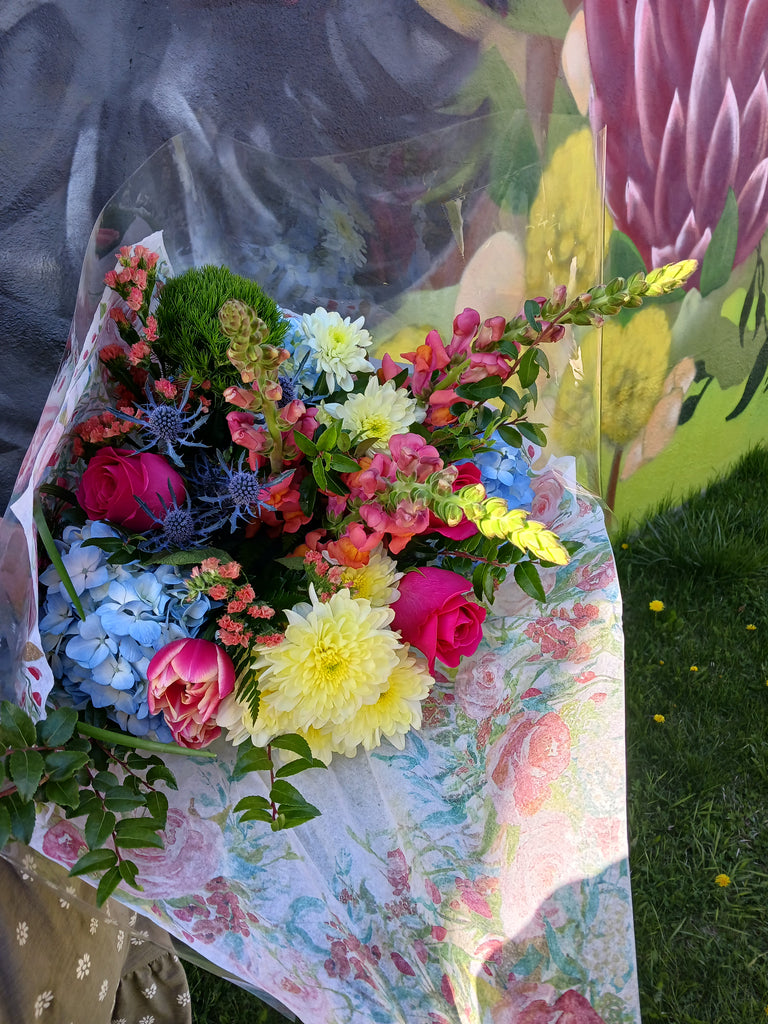 Queen's Graduation Bouquet