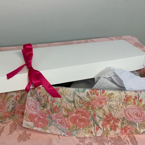 Florist's Best Dozen Roses Gift Box