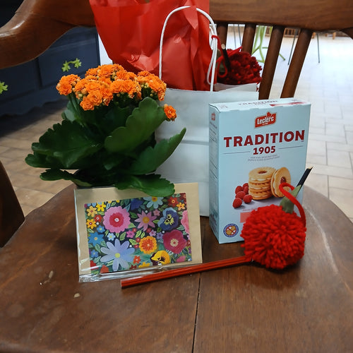 Teacher Appreciation Flowering Plant Goodie Bag.