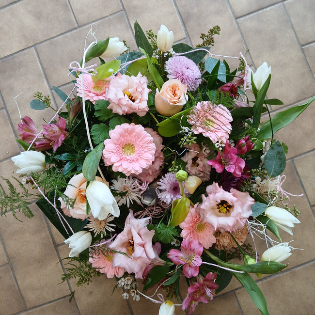 Bird’s Nest Inspired Arrangement