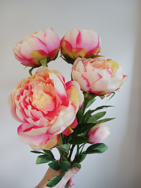 Warm Colour Palette Handtied Bouquet