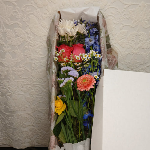 Florist's Best Cut Flower Gift Box