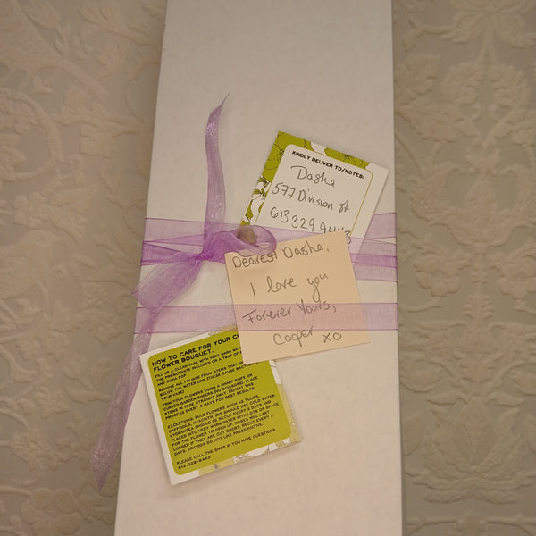 Antique Carnation Gift Box